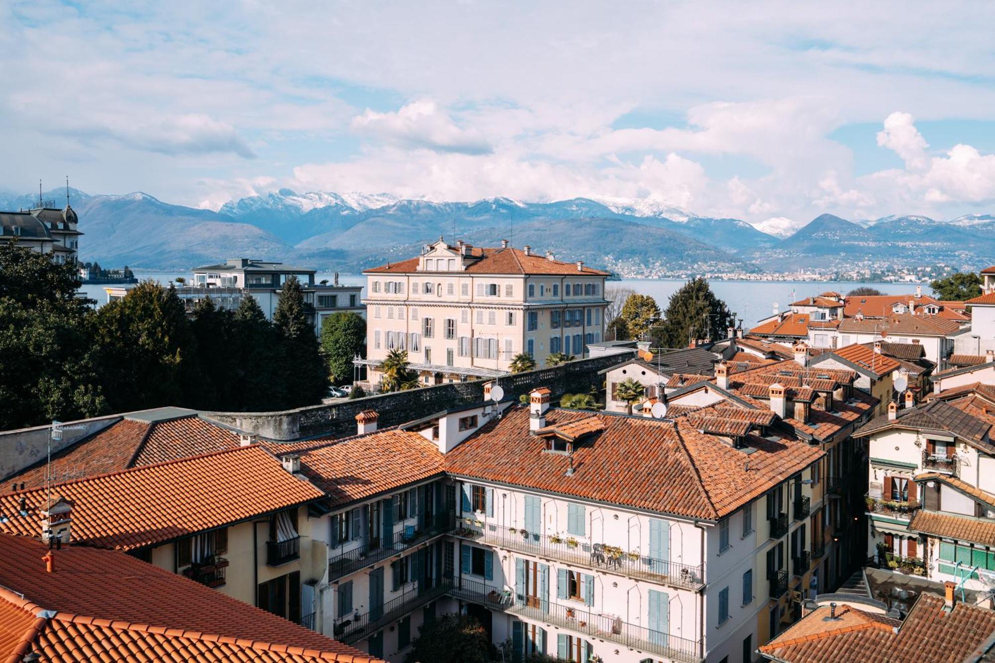 Suite Romantic Vista Lago Stresa Luaran gambar