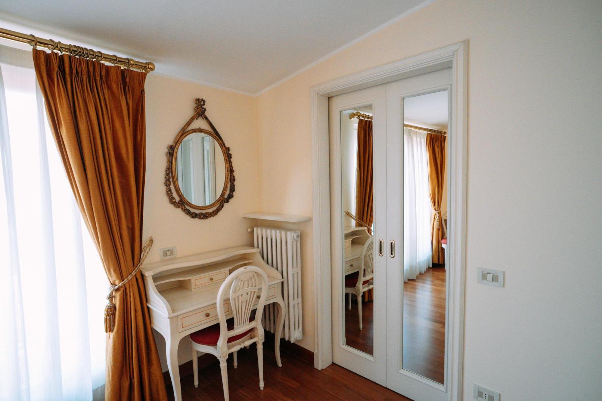 Suite Romantic Vista Lago Stresa Luaran gambar
