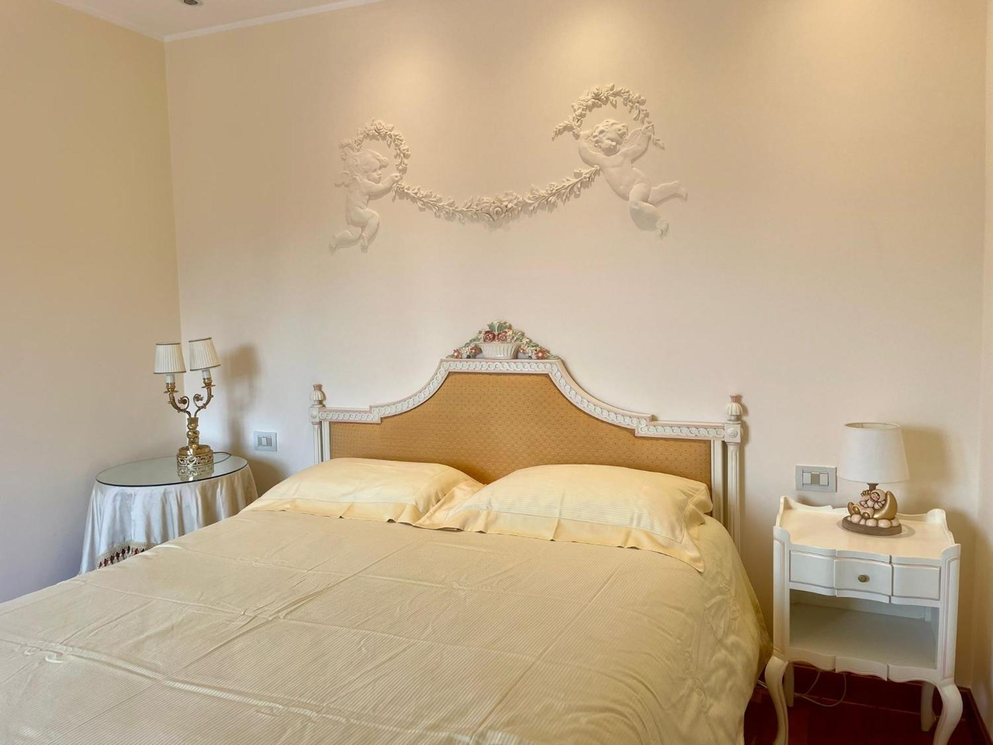 Suite Romantic Vista Lago Stresa Luaran gambar